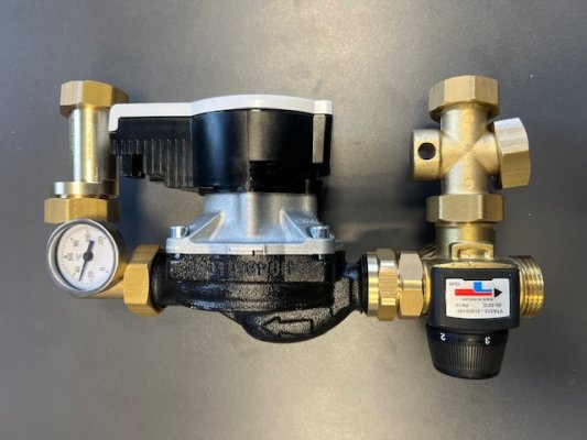MONTER quality MATRIX Moduł mieszający BTU do ogrzewania podłogowego z zaworem mieszającym MQ 550.000MQ